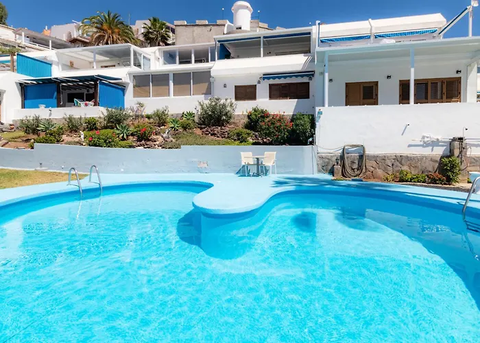 Tucan Next To Siam Park