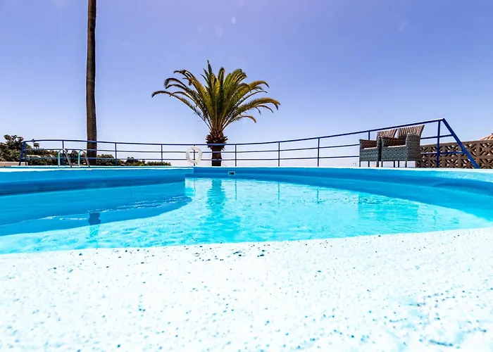 Tucan Next To Siam Park