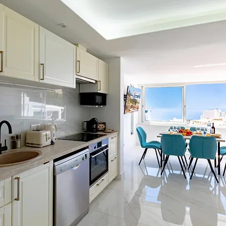 Tucan Next To Siam Park * Costa Adeje (Tenerife)