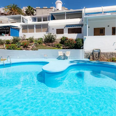 Tucan Next To Siam Park