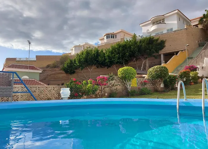 Tucan Next To Siam Park アデヘ