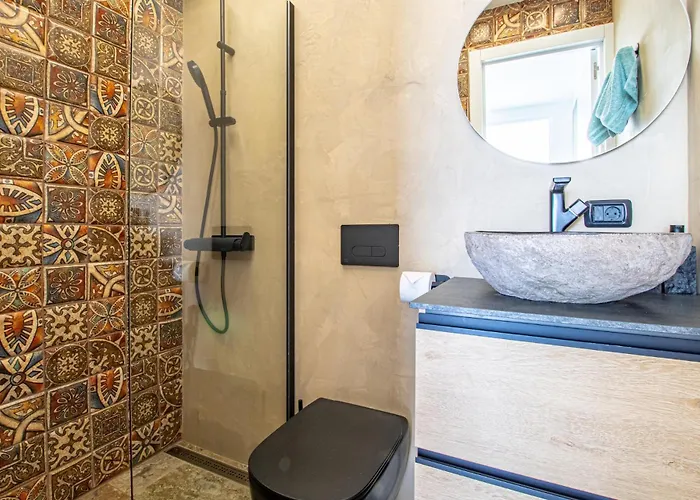 Tucan Next To Siam Park * アデヘ