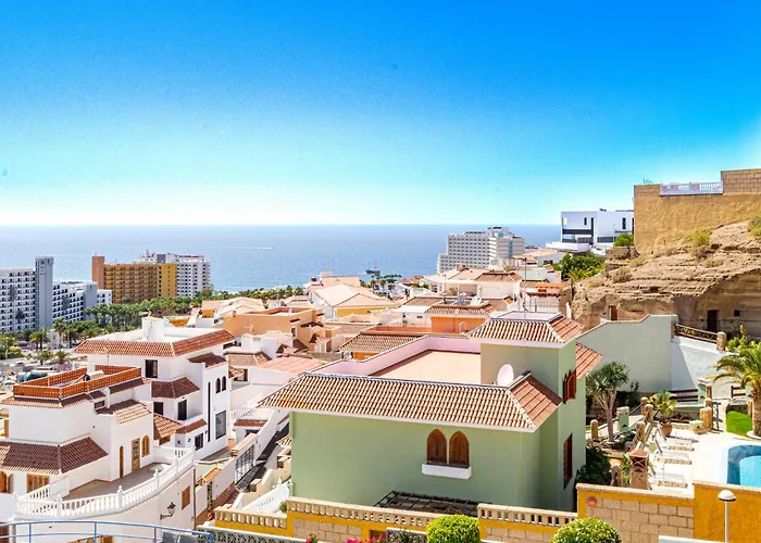 Tucan Next To Siam Park アデヘ